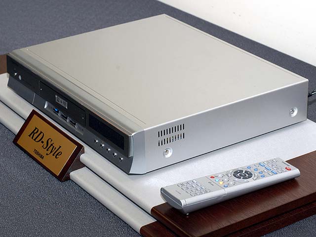 東芝、HDD/DVDレコーダのフラッグシップモデル「RD-X3」