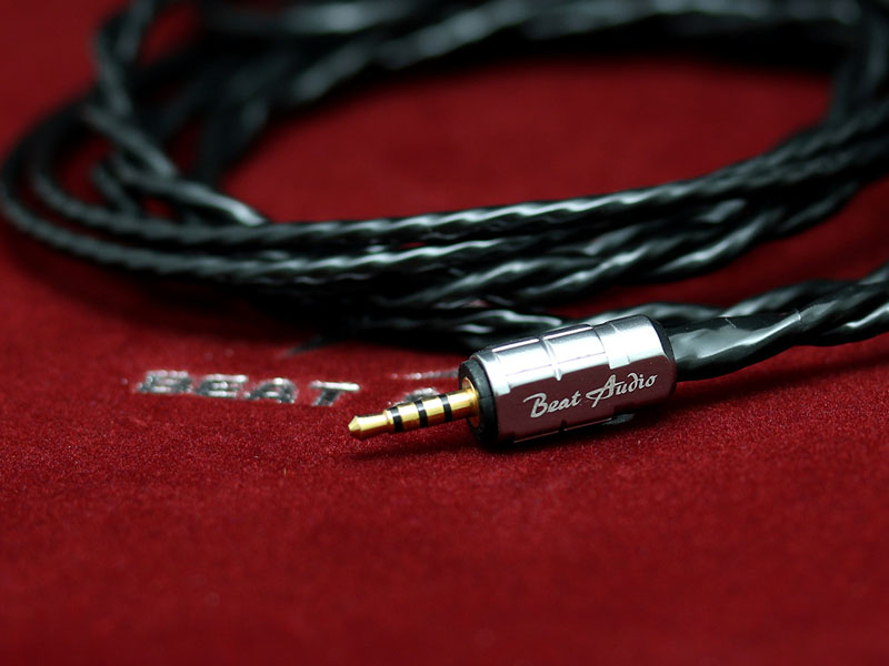 Beat Audio、本国未発売の世界初仕様イヤフォンケーブルがポタフェスに