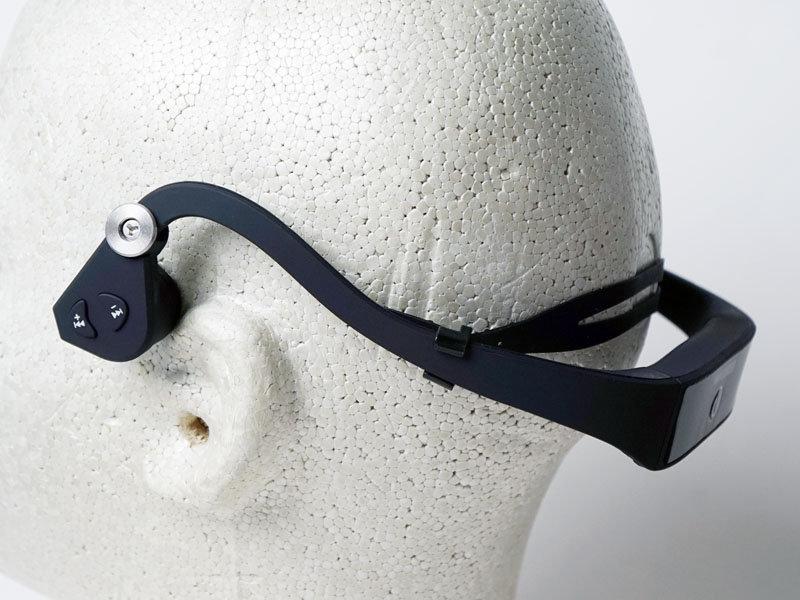 小寺信良の週刊 Electric Zooma!】外でも安全に音楽を聴きたい! 骨伝導