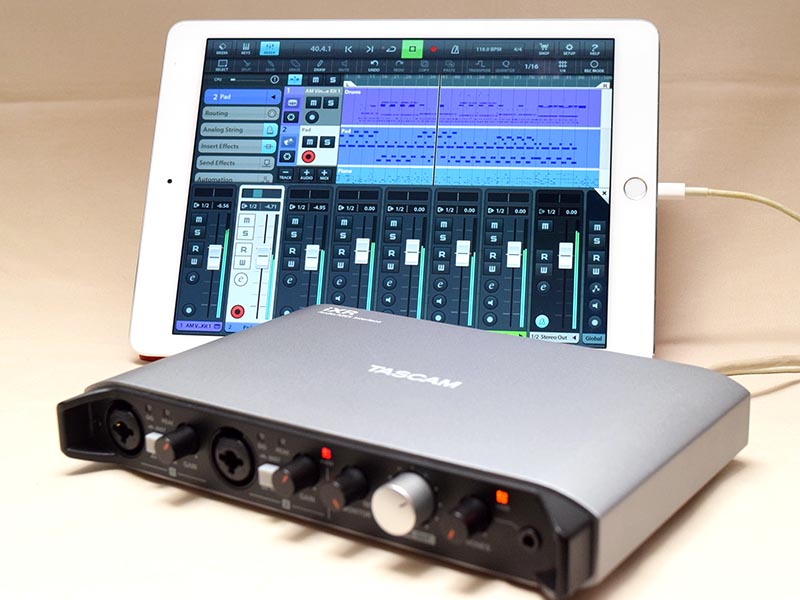 藤本健のDigital Audio Laboratory】iPadで本格的な曲作り。TASCAMの