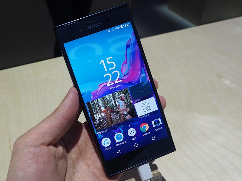 ソニーモバイルコミュニケーションズ Xperia XZ SO-01J docomo