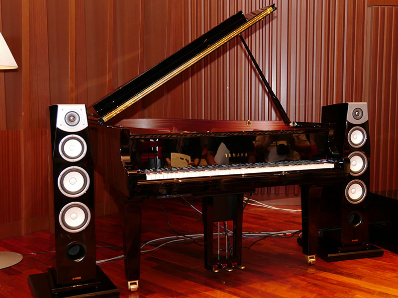 ヤマハ、WAVやMP3も再生できる自動演奏対応ピアノ「ENSPIRE」。153万円 ...