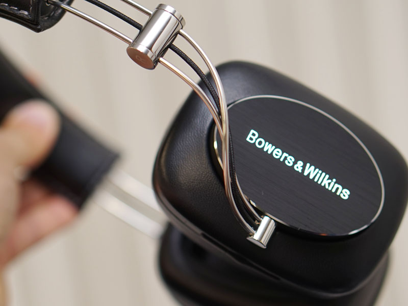 B&W、スタイリッシュな最上位ヘッドフォンをBT化「P7Wireless」。小型 