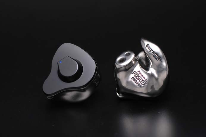 値下げ⭕️ カスタムIEM イヤーモニター custom_main_01.png
