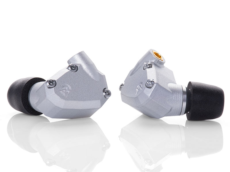 イヤホン NOVA CK Campfire Audio、セラミックコーティングしたフルレンジBA×2基の