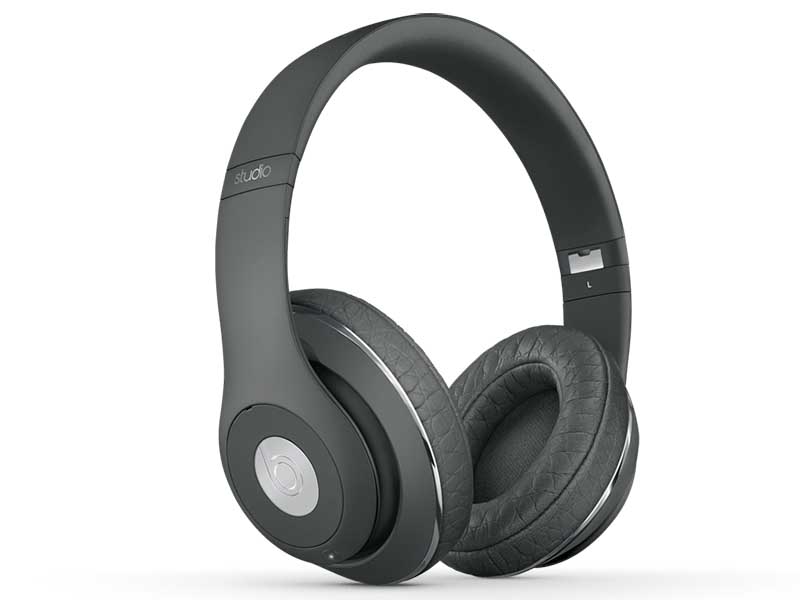 Beats Studio Wirelessに“ドープグレー”のアレキサンダーワンの