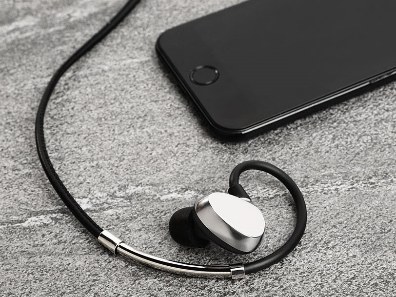 eoz One ワイヤレスイヤホン ブラック・シルバー