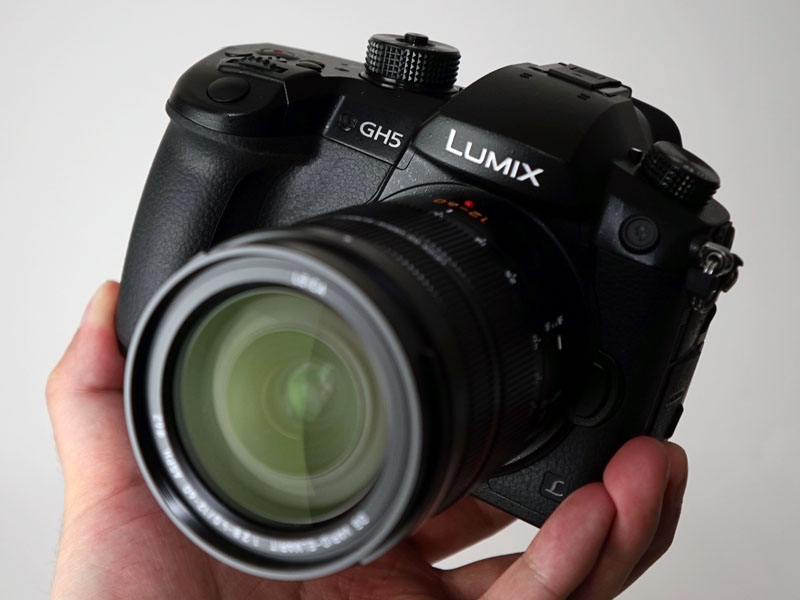 LUMIX GH5が4K HDR撮影対応、ALL-IやHEVCでHLG記録。AFや手ぶれ補正