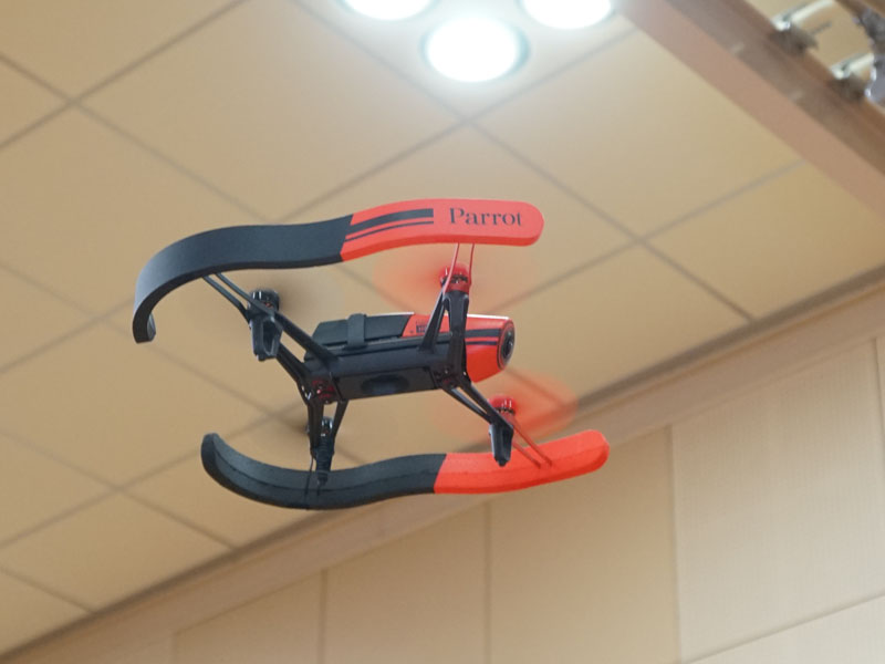 送料無料！Parrot BEBOP DRONE パロットドローン コンパクトな新ドローン「Parrot Bebop 2」発表！ 飛行時間が25