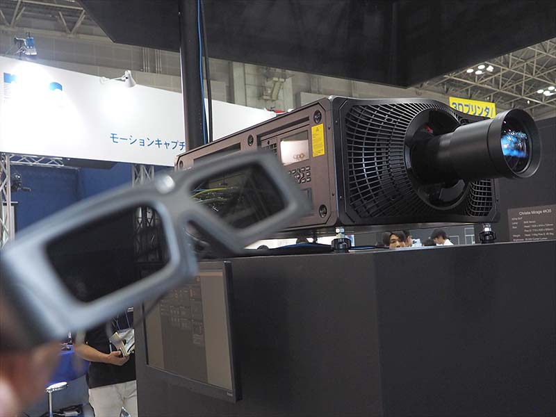 クリスティ、4K/3D対応で全方向設置可能なDLPプロジェクタ - AV