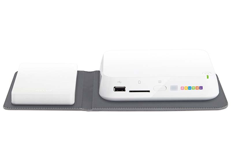 バッファロー、「おもいでばこ」の写真/動画バックアップ専用HDD - AV