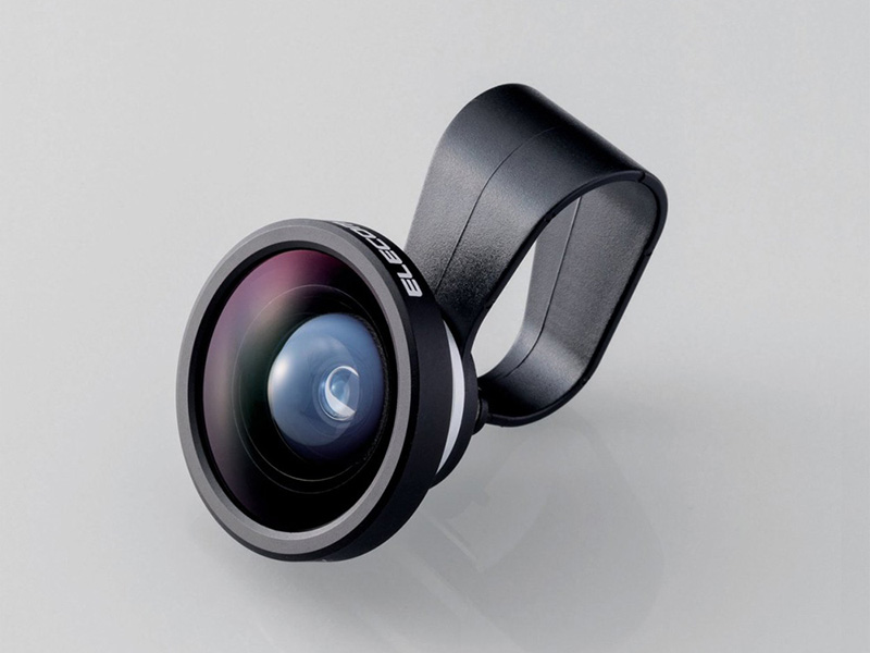 10人一緒に自分撮りできるスマホ用超広角レンズ。3,350円 - AV Watch
