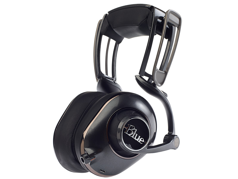 FiiOとコラボしたアナログアンプ内蔵ヘッドフォン「Blue Mo-Fi」 - AV