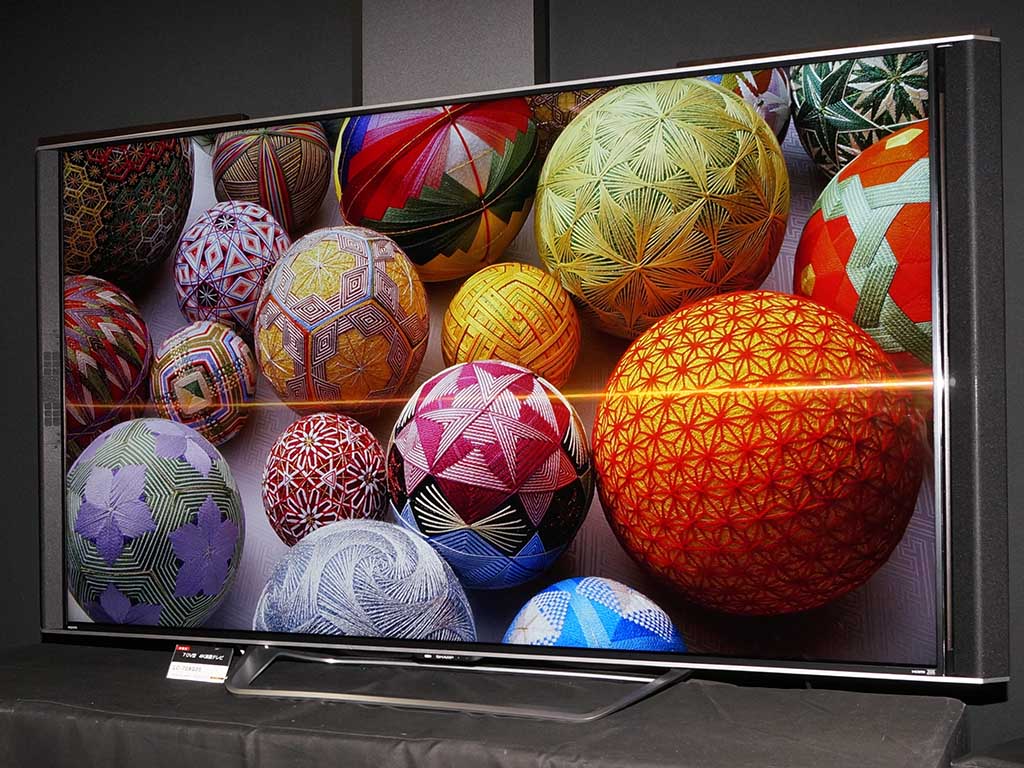 AQUOS史上最高画質」。8K相当の70型4K TV「LC-70XG35」 - AV Watch