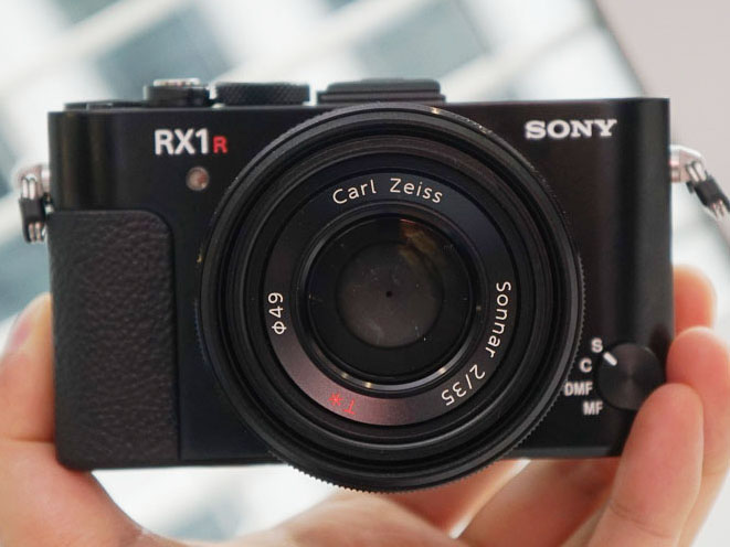 ソニーの高級コンパクト「RX1R II」発売日が2月19日に決定。フルサイズ