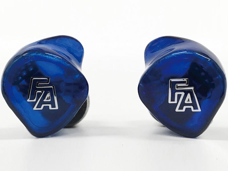 独Fischer Amps製のプロ向けインイヤモニター。BA 4基で52,900円 - AV