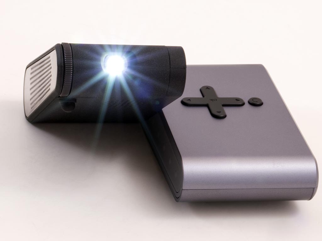 Lenovo、DLNA/Miracast対応の小型プロジェクタ「P0510」。34,800円