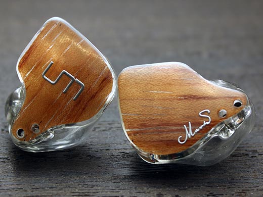 Unique Melody、ダイナミック2基とBA 2基のイヤフォン「MAVIS」に