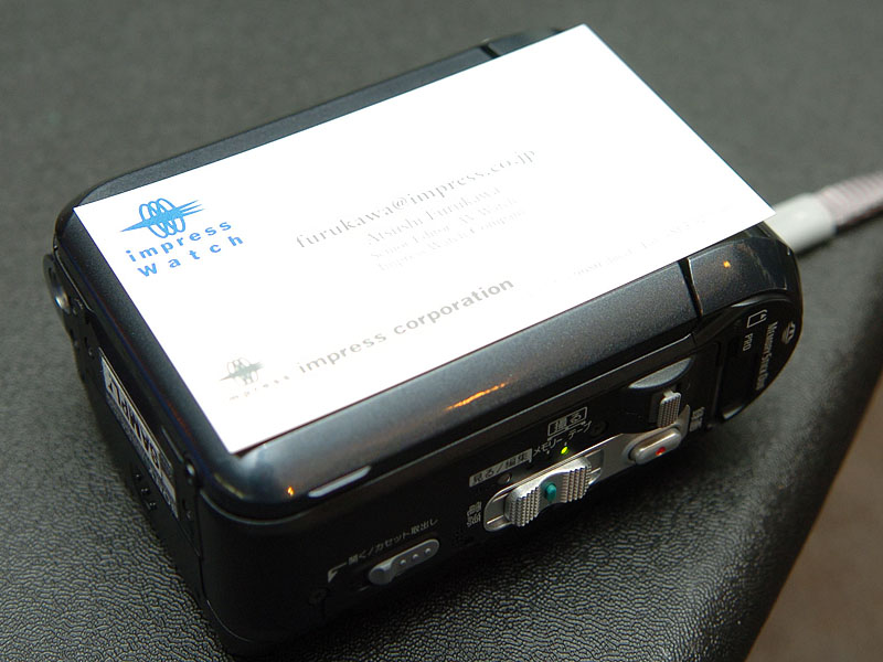 ソニー、世界最小・最軽量のDVカメラ「DCR-PC55」