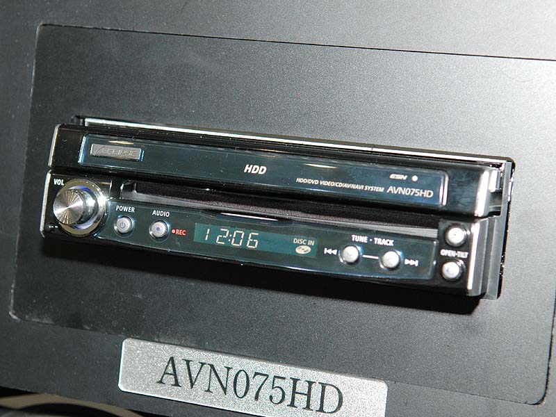 富士通テン、1DINサイズのHDD AVナビシステム