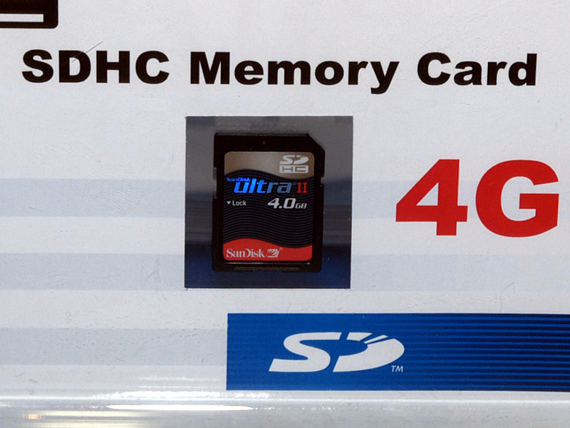 4gb以上の容量を実現するsdカード上位規格 Sdhc