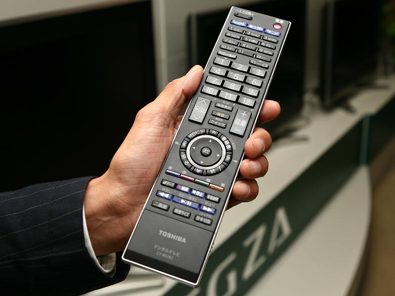東芝、eSATA対応HDDを増設可能な液晶TV「REGZA H3000」