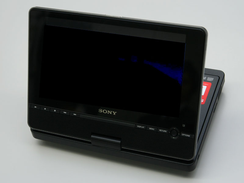 ソニー、8型液晶の携帯DVDプレーヤー新モデル