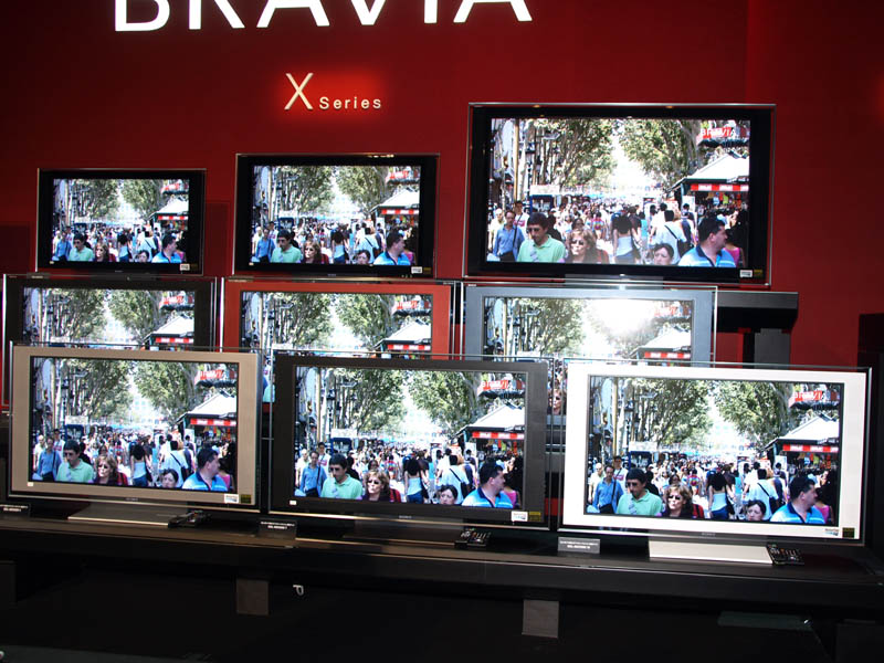 ソニー、フラッグシップ液晶テレビ新「BRAVIA X」