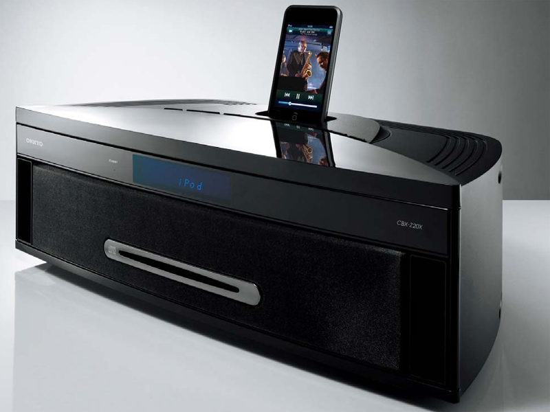 オンキヨー、iPod/CDサウンドシステム「CBX-Z20」の黒モデル