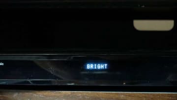 ミニレビュー】リモコンを変えるだけでUHD BDプレーヤーの満足度が大幅 ...