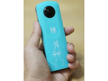 ミニレビュー】初音ミクとVRデートも!? 一緒に360度写真が撮れる