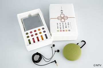 final イヤホン　ももクロ　有安杏果 ももクロを良い音で聴く」finalイヤフォン。有安杏果が音質