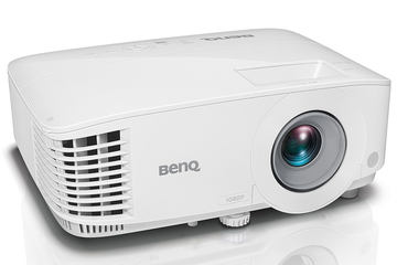 美品　BENQ プロジェクター MW550 ホワイト　HDMIケーブル付 BenQ 環境にやさしい高輝度ビジネスプロジェクターMH550・MW550・MX550