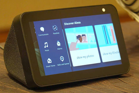 西田宗千佳のrandomtracking Amazonに聞くalexaの今 プライバシー 賢さ改善 そしてecho Show 5 Av Watch