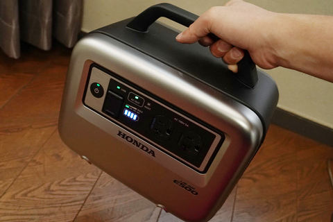 あのhondaが オーディオ用バッテリー電源開発 高音質パーツ投入 0台限定 Av Watch