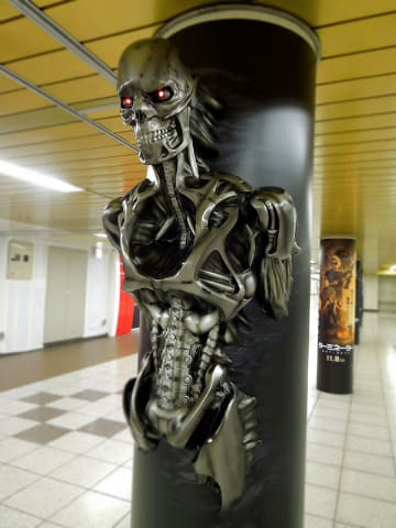 ターミネーター：ニュー・フェイト』 新型ターミネーターREV-9 新宿駅に新ターミネーター“REV-9”出現!「ニュー・フェイト」11月
