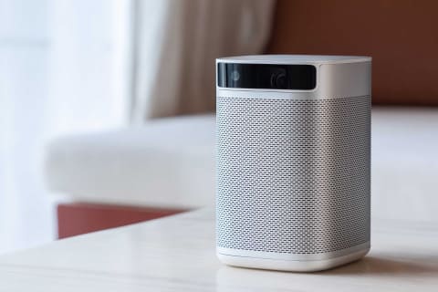harman/kardonスピーカー搭載モバイルプロジェクタ「MoGo」 - AV