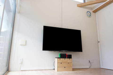 壁掛けでテレビまわりスッキリ大作戦 バッファロー極小ssdを録画に使う Av Watch Sponsored