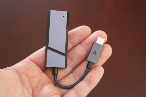 レビュー】DAPキラー登場!? スマホ直挿し高音質ミニDAC「AK HC2」が ...