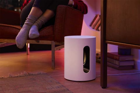 Sonos、円柱型で“インテリアに溶け込む”サブウーファ「Sub Mini」 - AV