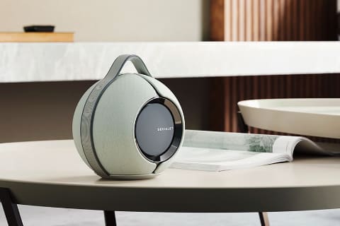 デビアレ初のポータブルスピーカー「Devialet Mania」 - AV Watch