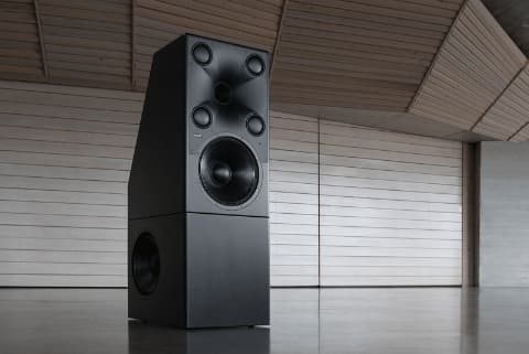 Genelec「新たな境地を切り開く」超弩級モニタースピーカー