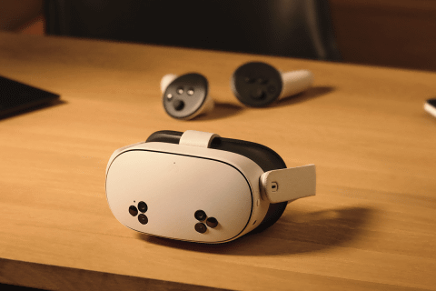 48,400円から買える「Meta Quest 3S」。デザイン変更、視野角はやや