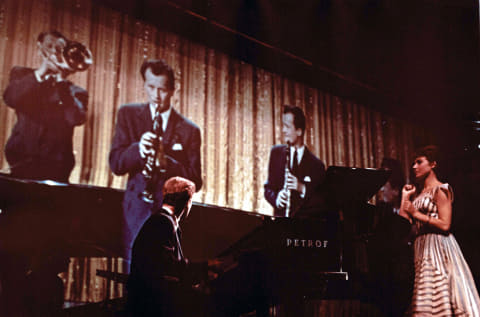 マルチスクリーンの先駆けとなったエキスポ'58「チェコスロバキア館