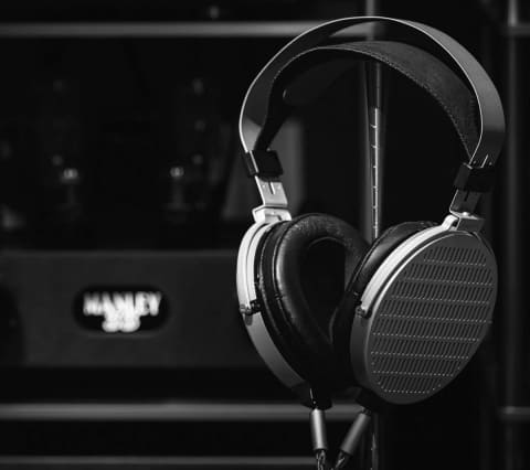 水月雨、約14万円の平面駆動型ヘッドフォン「大都会 - COSMO」 - AV Watch