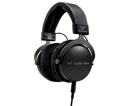 beyerdynamic、新ドライバで進化したスタジオヘッドフォン。密閉