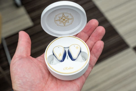 崩壊：スターレイル」×水月雨「Robin's Earphones」。12月26日