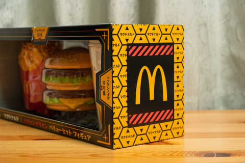 マクドナルド×エヴァンゲリオン 新品未開封 超限定 新品未開封 マクドナルドxエヴァンゲリオン フィギュア 3