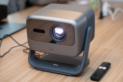 JMGO、ジンバル一体型プロジェクタ最上位「N1S Ultimate 4K」。邦画の