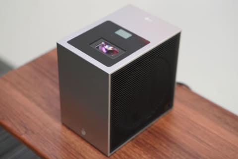 LG CineBeam 4K プロジェクター 本体 LG CineBeam』シリーズに4Kレーザープロジェクターのハイエンド